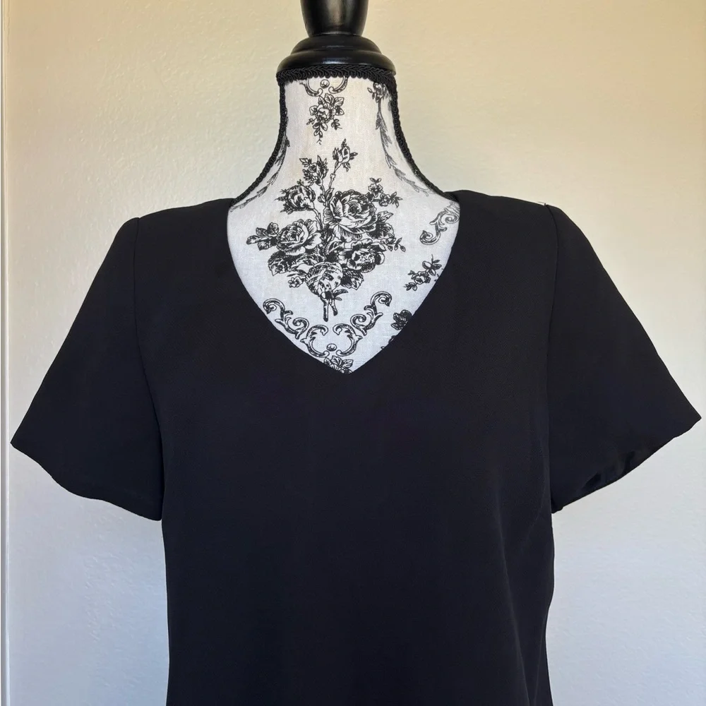 Night Way Collections Black V-Neck Short Sleeve Tunic with Hem Embellishment - Picture 4 of 13